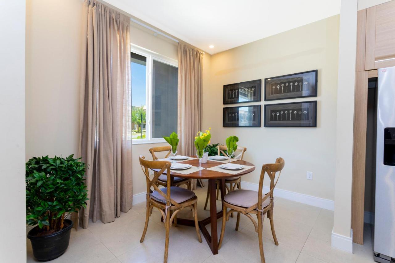 Stunning 4 Bd Close To Disney @ Magic Village 3247 أورلاندو المظهر الخارجي الصورة